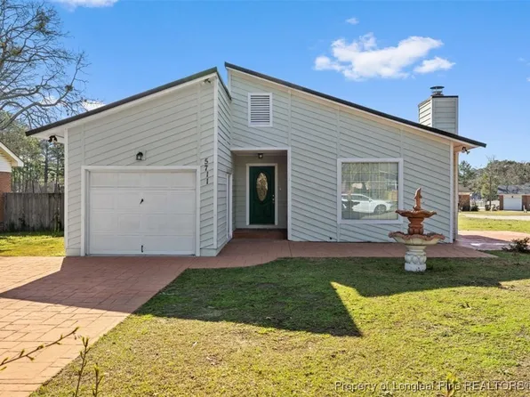 5711 Sagamore Rd, Hope Mills, NC 28348