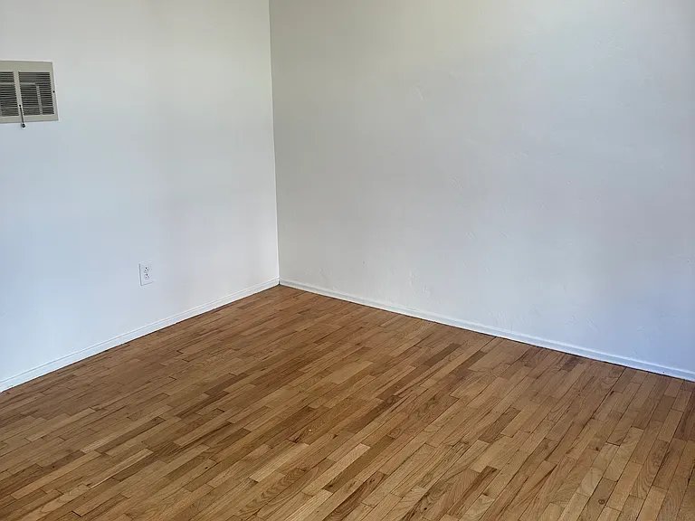 2801 Carleton St #2803 — Photo 9