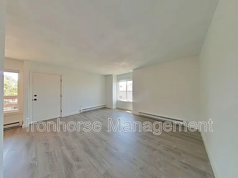 119 S 15th Ave #3 — Photo 6