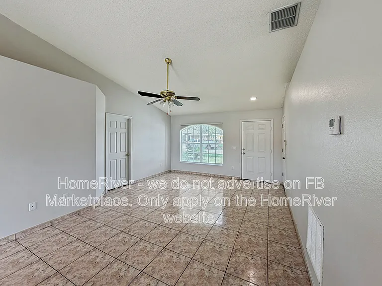 4240 Settlers Ct — Photo 4