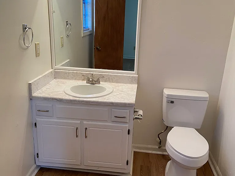 5010 Hawthorne Ct SE #2 — Photo 6
