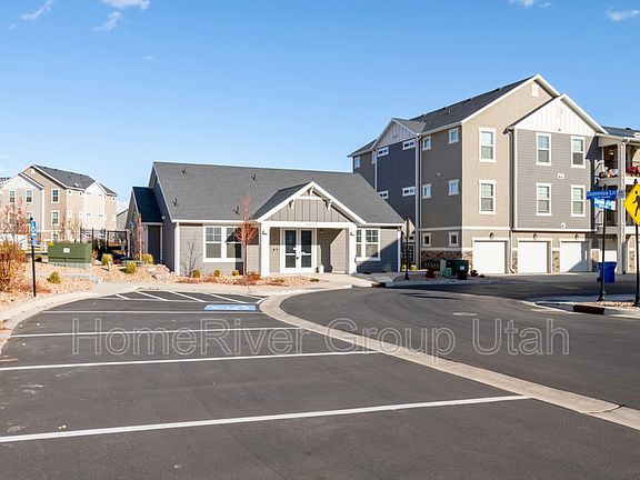 3rd image of 13054 S Tortola Dr Unit O202