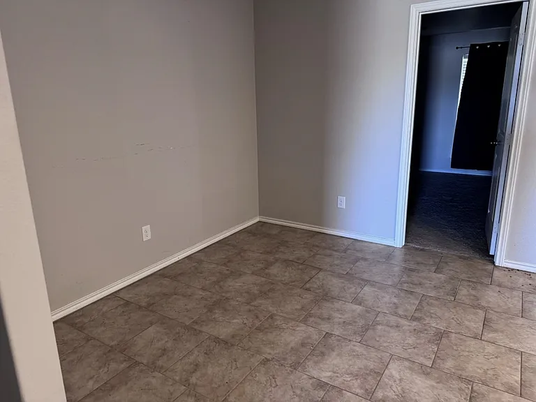 6817 Baron Dr — Photo 9
