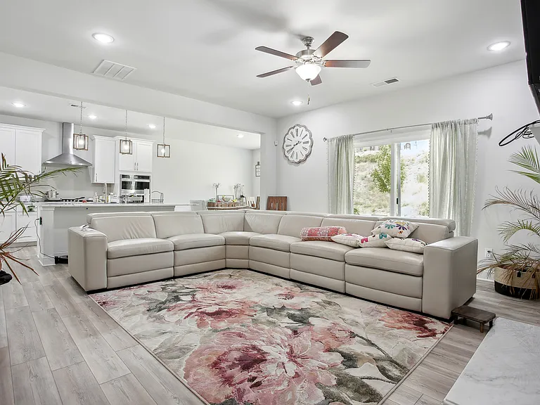 7925 Tiberon Pkwy #0 — Photo 37