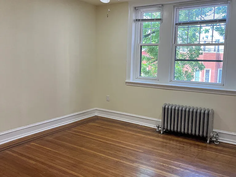 Clinton Place — Photo 32