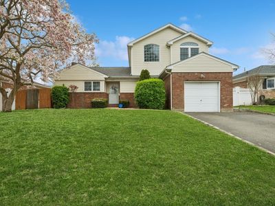 1566 Kew Avenue, Hewlett, NY, 11557