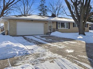 1443 Buena Vista DRIVE, Sun Prairie, WI 53590