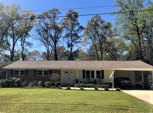 26 Oakhurst Dr, Natchez, MS 39120