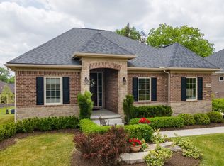 18943 Honey Tree Ln, Northville, MI 48168