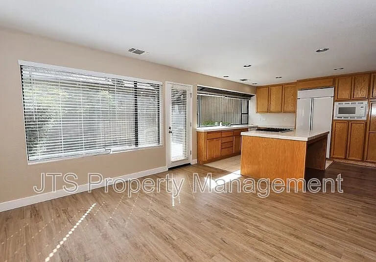 11674 Gold Country Blvd — Photo 18