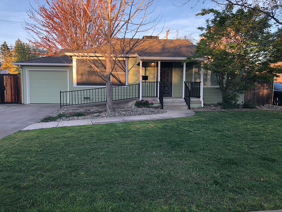 1st image of 2422 Cathay Way