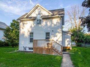 1235 Main St, Manson, IA 50563