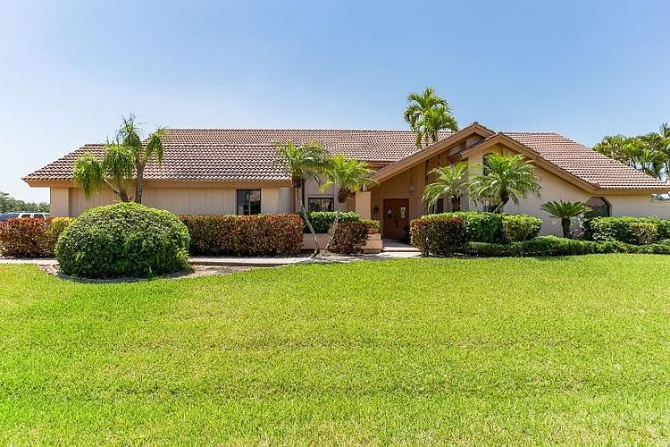 1st image of 8380 Glenfinnan Cir