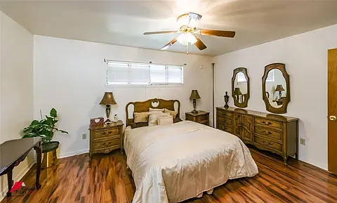2209 Murphy St — Photo 7