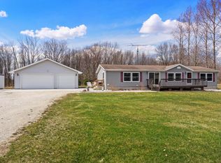 15798 Lakeshore Rd, Cleveland, WI 53015