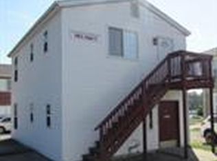 709-C2 S Poplar St, Carbondale, IL 62901