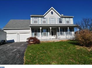 11 Hillside Rd, Royersford, PA 19468