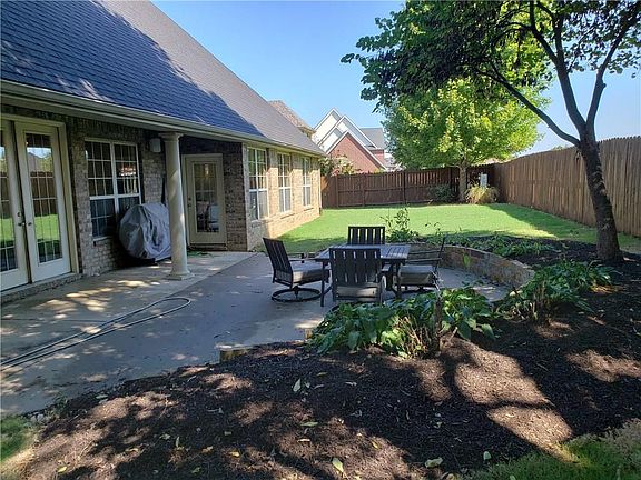 2nd image of 2270 N Thistle Dr