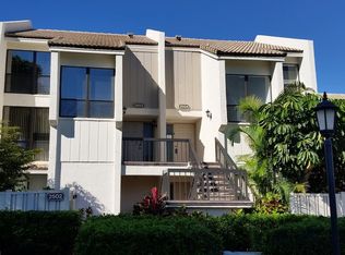 2504 Bridgewood Dr, Boca Raton, FL 33434