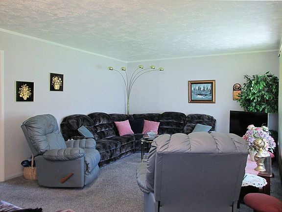 2nd image of 1779 Gallup St