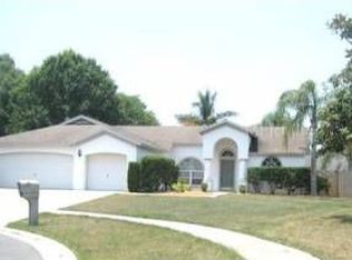 1813 Powder Ridge Dr, Valrico, FL 33594