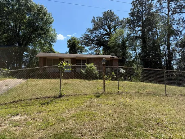 1174 Hamby Dr, Columbus, GA 31907