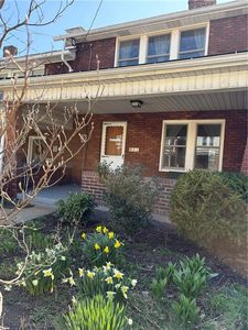 942 Kennebec St, Pittsburgh, PA, 15217