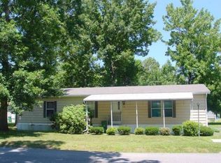 8 Sugar Ln, Plattekill, NY 12561