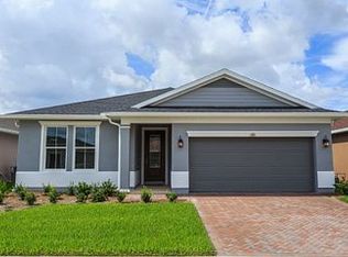 205 Silver Maple Rd, Groveland, FL 34736