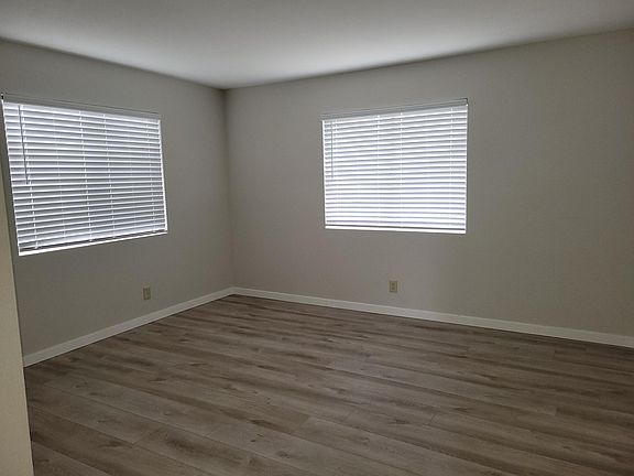 4th image of 28681 Calle Del Lago Unit D
