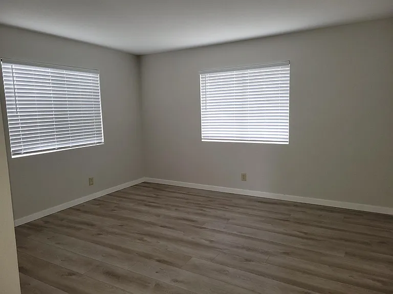 28681 Calle Del Lago #D — Photo 4
