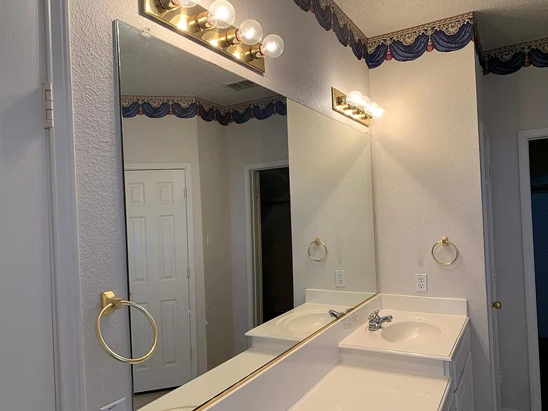 3633 Kimble Dr — Photo 7