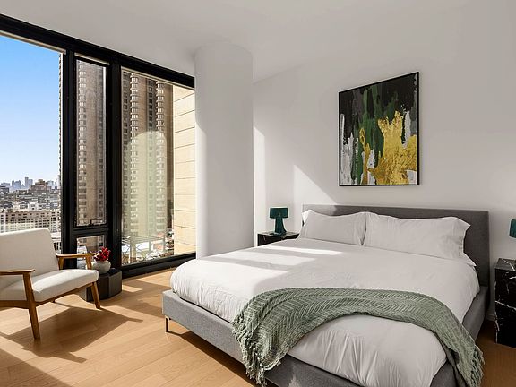 5th image of 685 1st Ave #21A