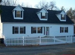 538 Industrial Park Rd, Farmville, VA 23901