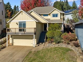 986 SW Tomahawk Pl, Dundee, OR 97115