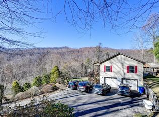 2 Ruffed Grouse Dr, Weaverville, NC 28787