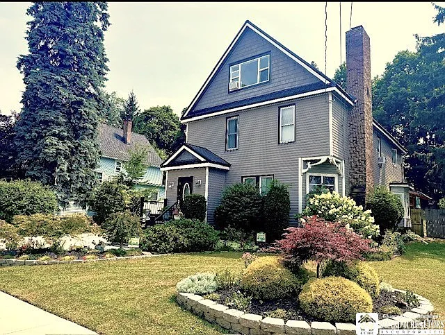 13 Babcock Ave photo 1