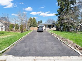 4 Carwin Cres #Basement, Ajax, ON L1S 6G6