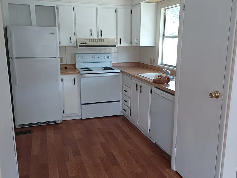 26139 Rose Ln — Photo 11