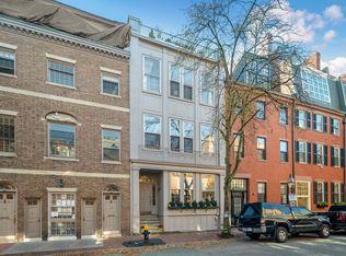 92 Chestnut St, Boston, MA 02108