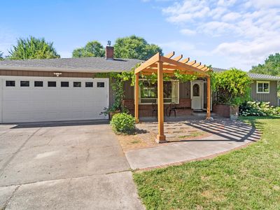 2116 Crestbrook Rd, Medford, OR, 97504