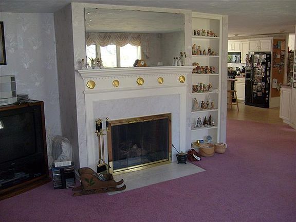 3rd image of 73 Brookhill Ln