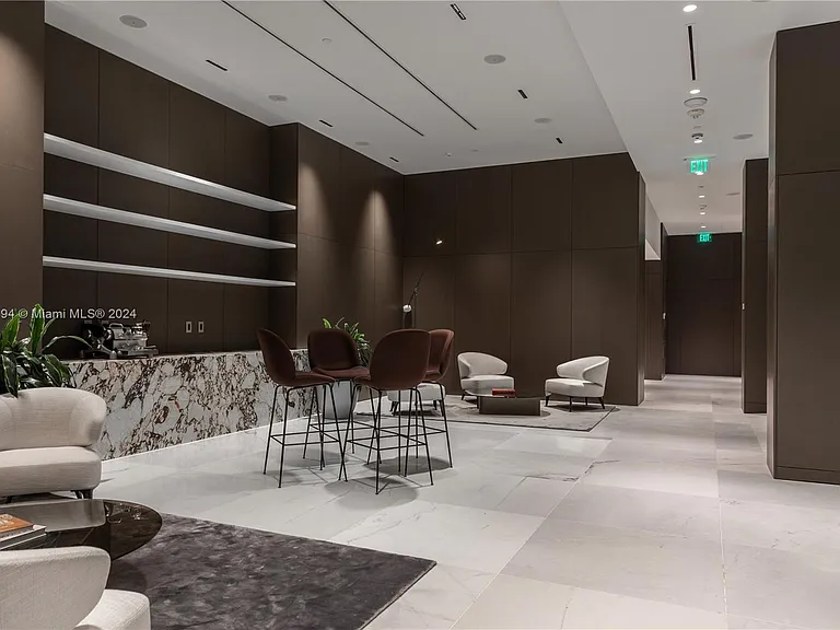 300 Biscayne Blvd #2605 — Photo 15
