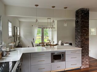 85 Glenwood Rd, Clinton, CT 06413