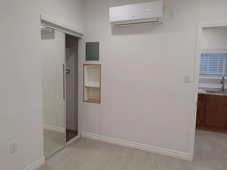 Bedroom with AC