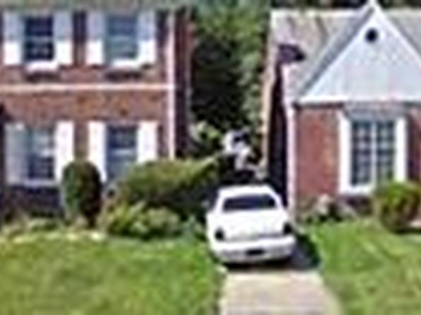 12017 College St