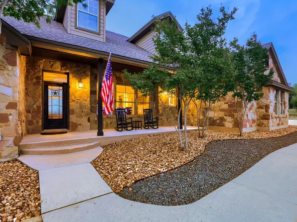 226 Hudson Ln, Dripping Springs, TX 78620