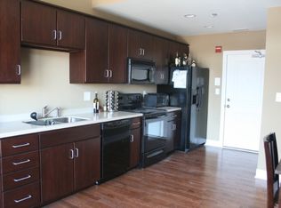 345 S College Ave APT 408, Bloomington, IN 47403