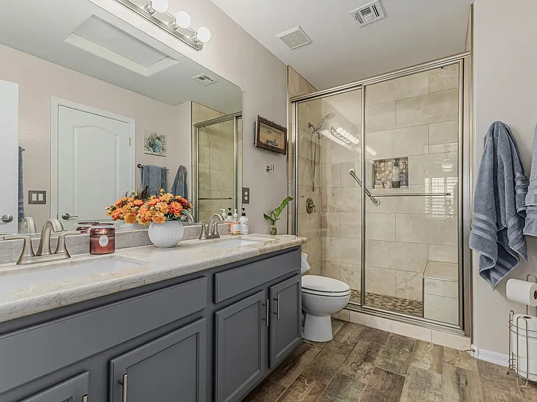 17475 W Spring Ln — Photo 14