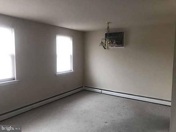 3rd image of 8260 Leon St Floor 1